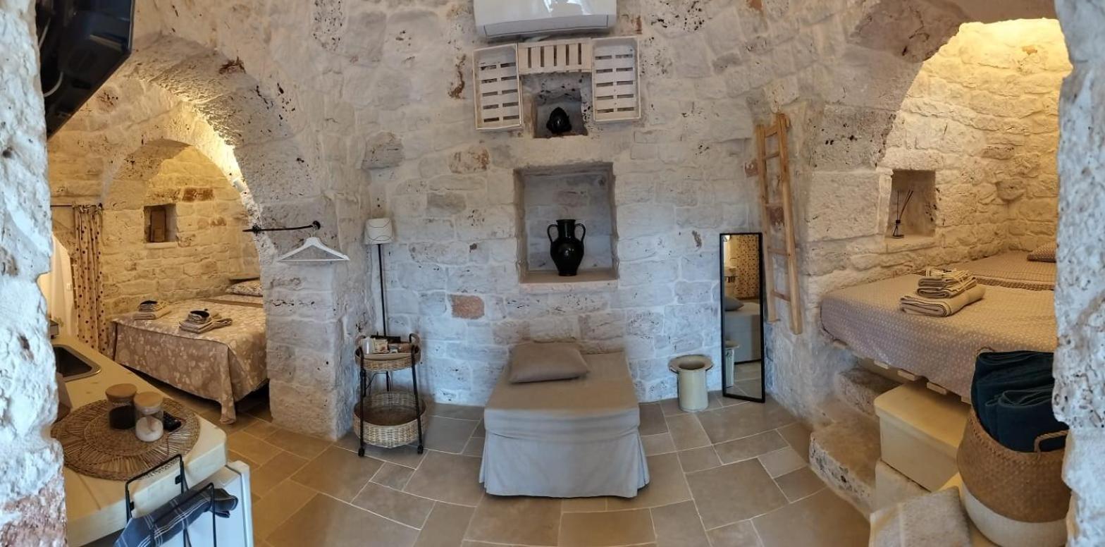 Maison d'hôtes Trullo Del Sol à Ceglie Messapica Extérieur photo
